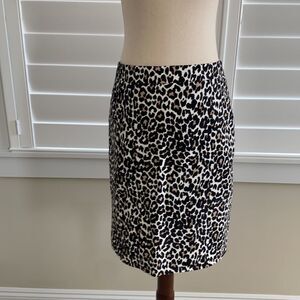 J Crew Pencil skirt, leopard. Size 0